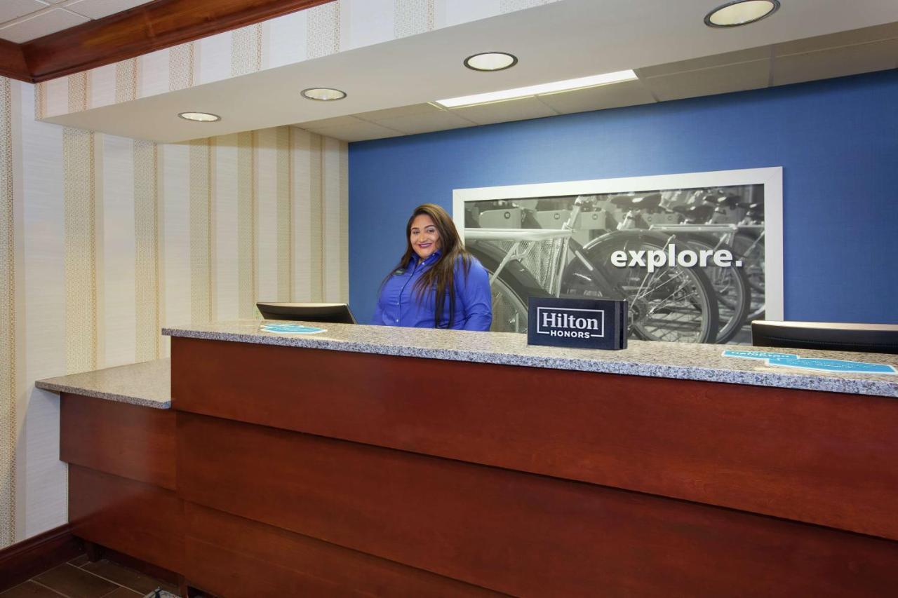 Hampton Inn Boston / Marlborough Exterior photo